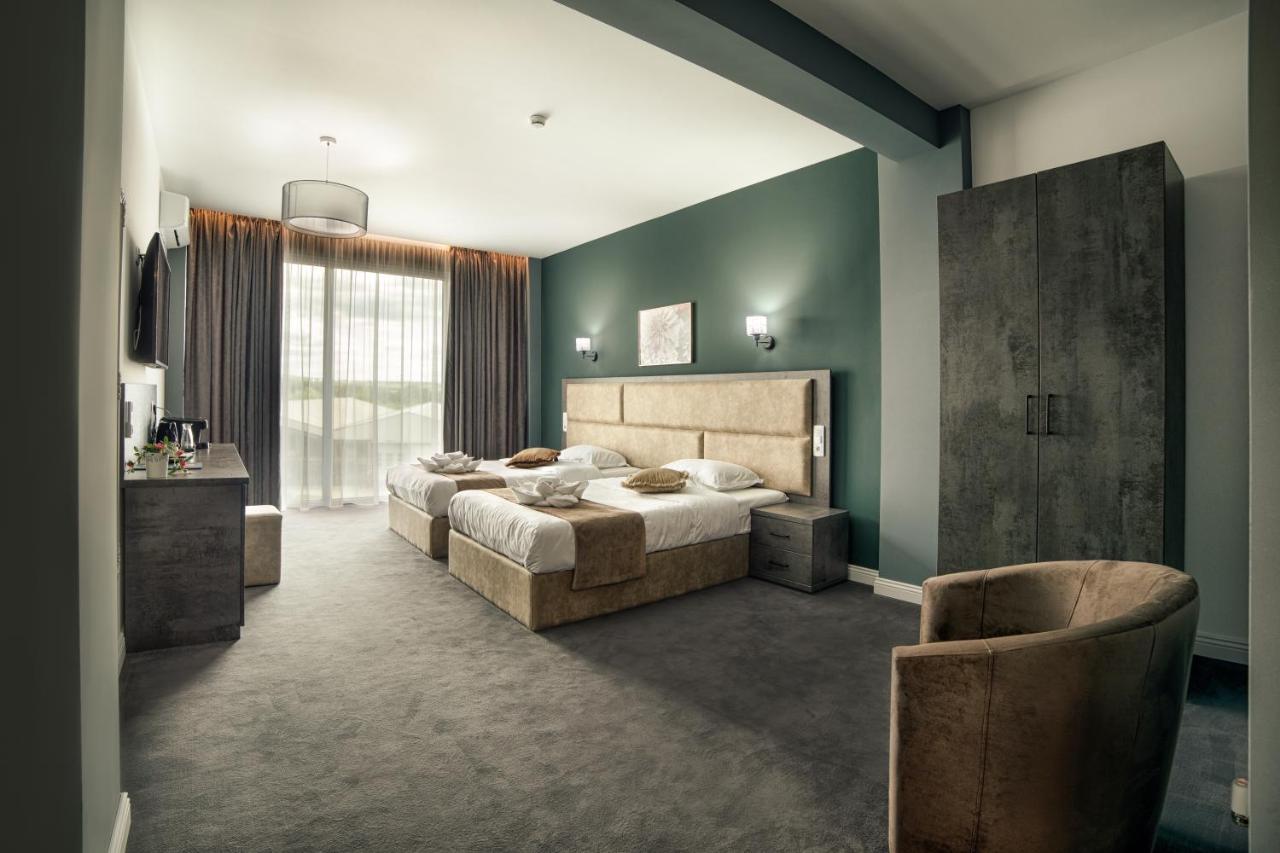 Hotel Nordic Twins & Wellness Rădăuţi Eksteriør billede