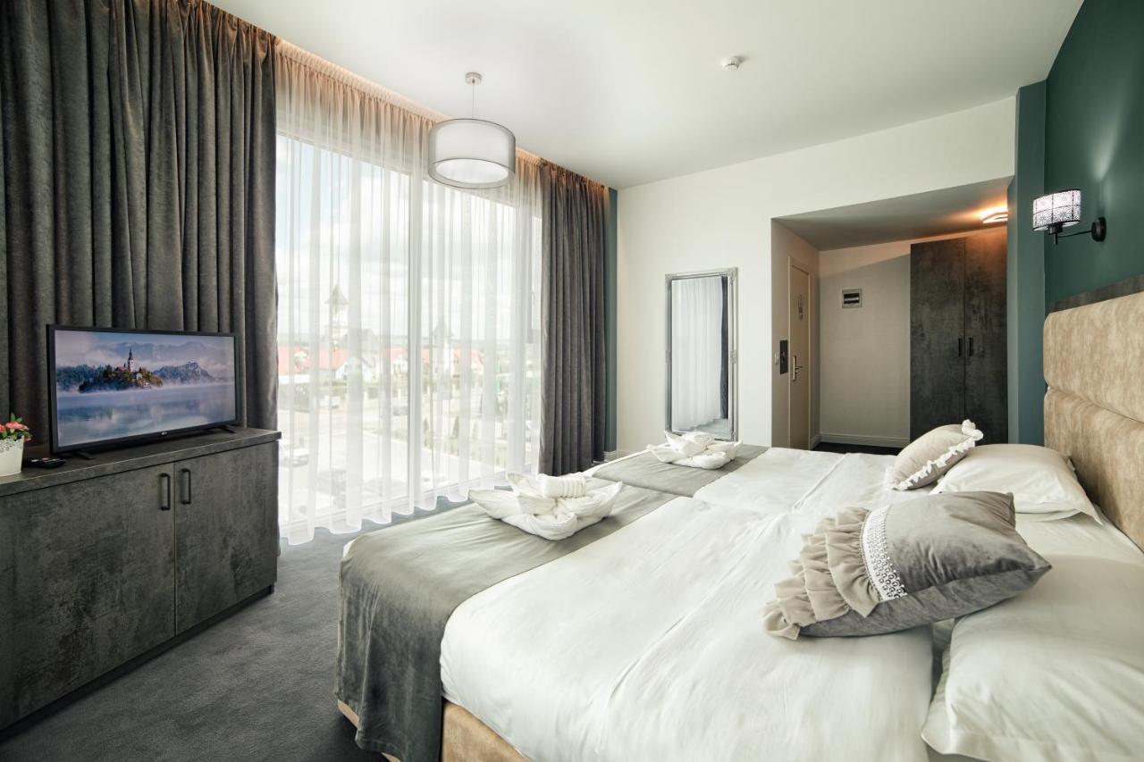 Hotel Nordic Twins & Wellness Rădăuţi Eksteriør billede