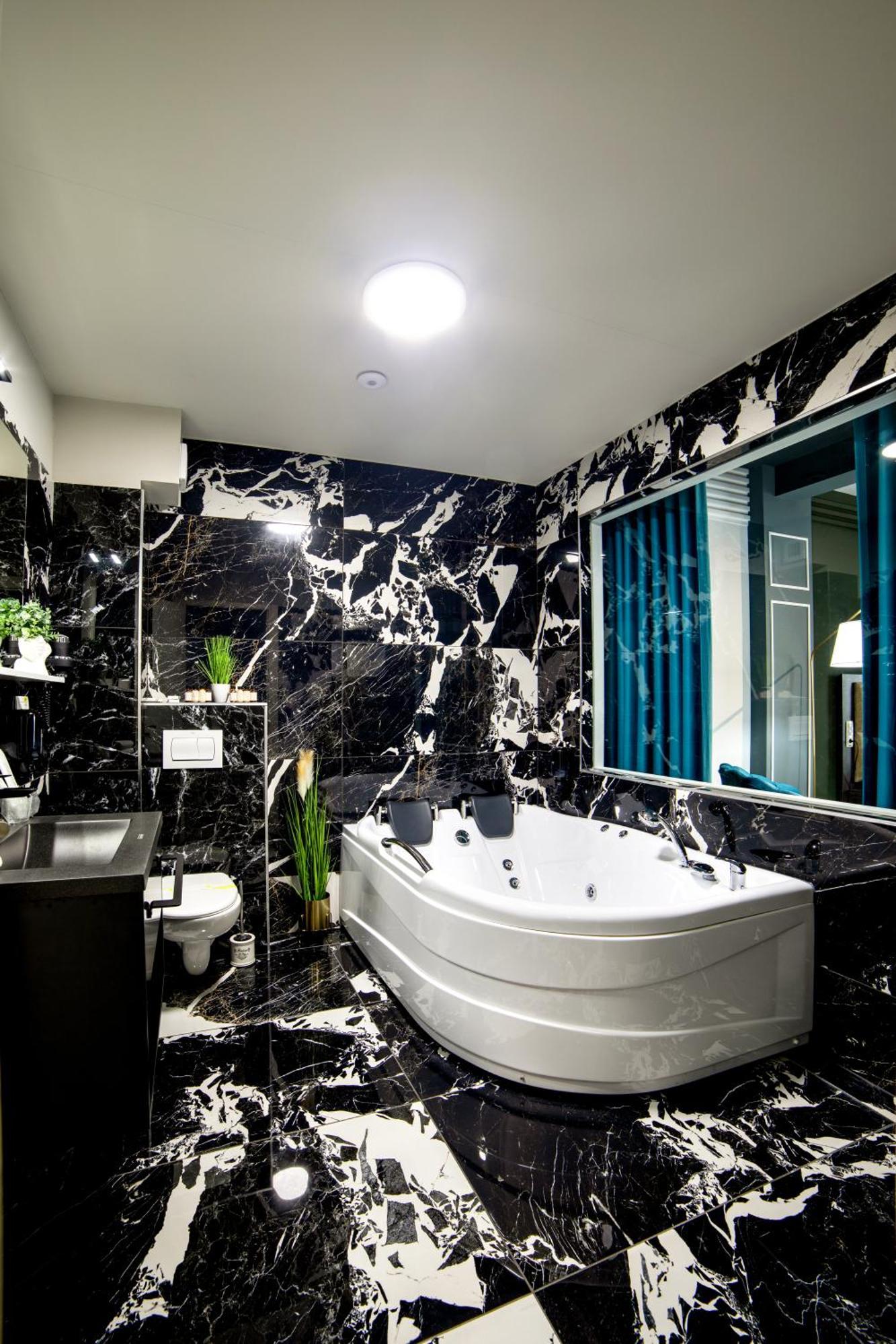 Hotel Nordic Twins & Wellness Rădăuţi Eksteriør billede